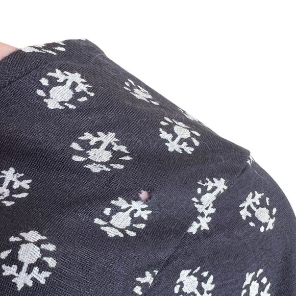 3 for $30! Billabong patterned romper. Size small - Picture 7 of 11